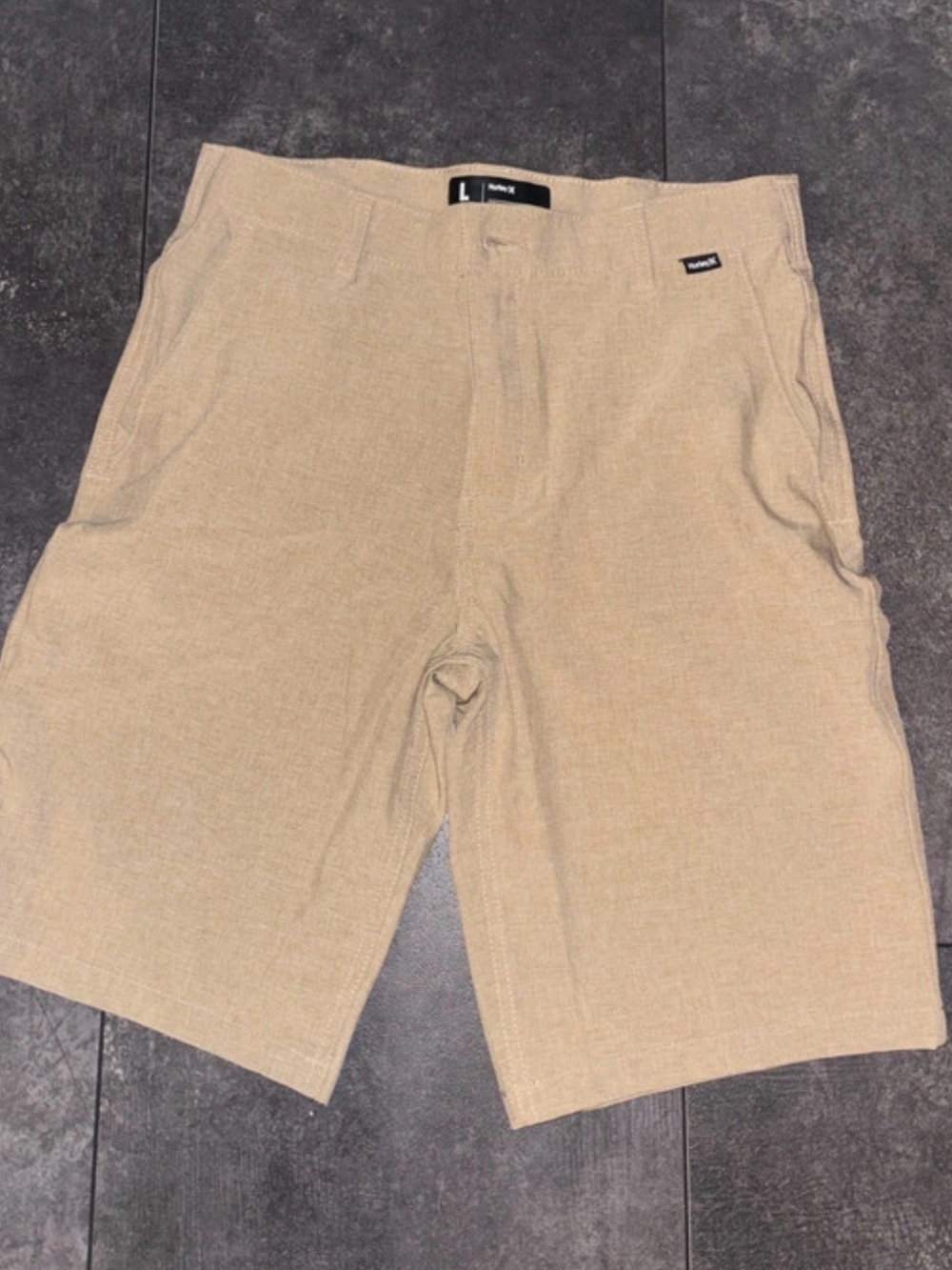 Hurley Flat Front Shorts in Beige-Tan